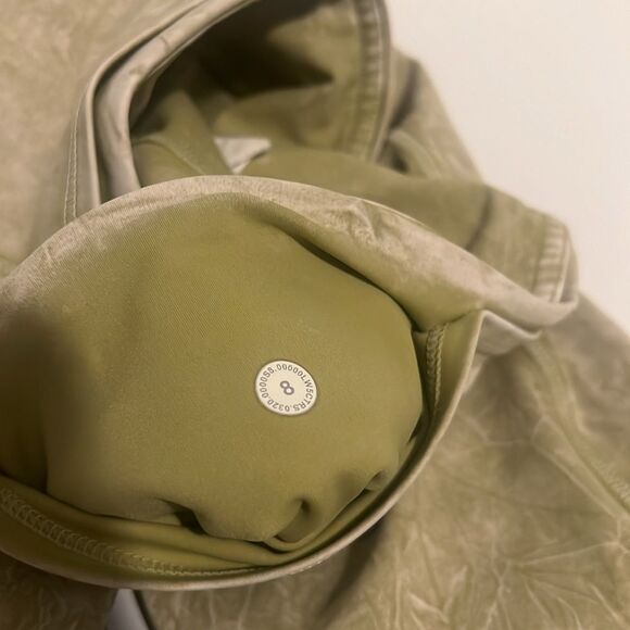 $138 Lululemon Fast and Free High Rise Tight 25" Size 8 - Picture 6 of 9